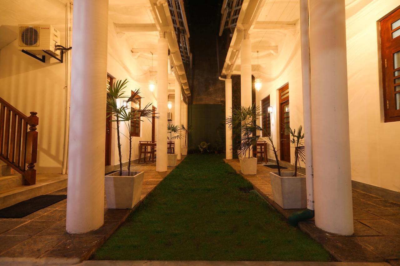 Knight Inn - Galle Fort Zewnętrze zdjęcie
